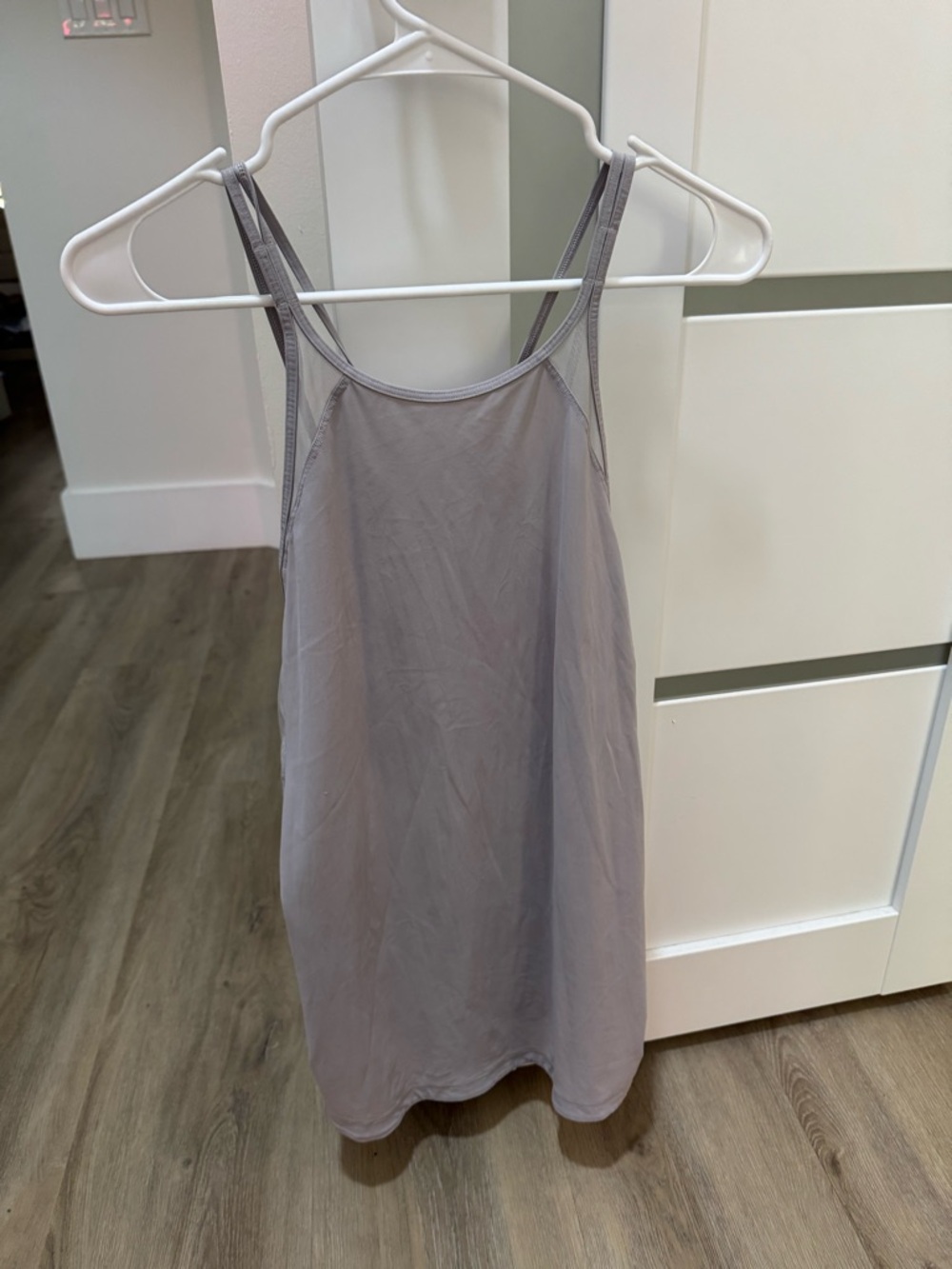 Lululemon High‑Neck Tank – Lavender Gray– Flowy & Lightweight